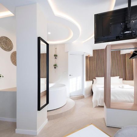 Appartamento Malaga Boutique V.V Luxury Jacuzzy Esterno foto