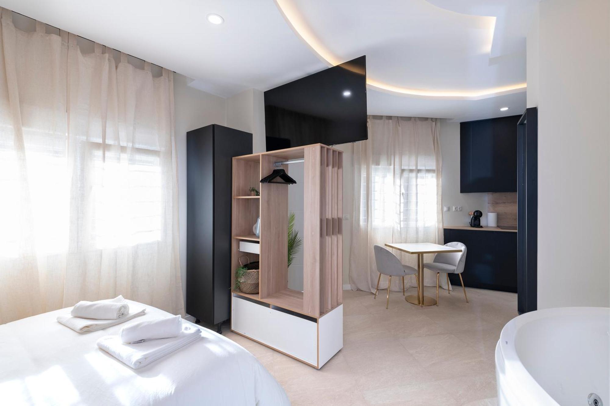 Appartamento Malaga Boutique V.V Luxury Jacuzzy Esterno foto